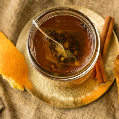 Harney and Sons Hot Cinnamon Spice Bag of 50 Sachets Pack of 1